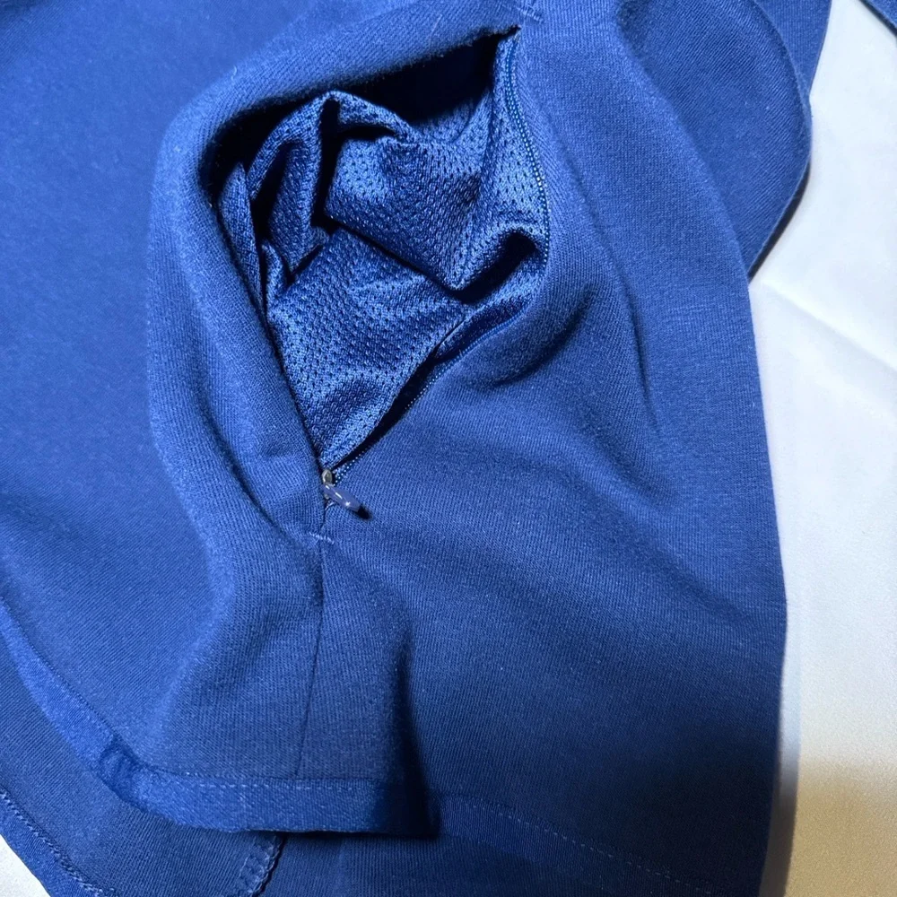 Nike Women's Dri-FIT Navy Sweatshirt Large